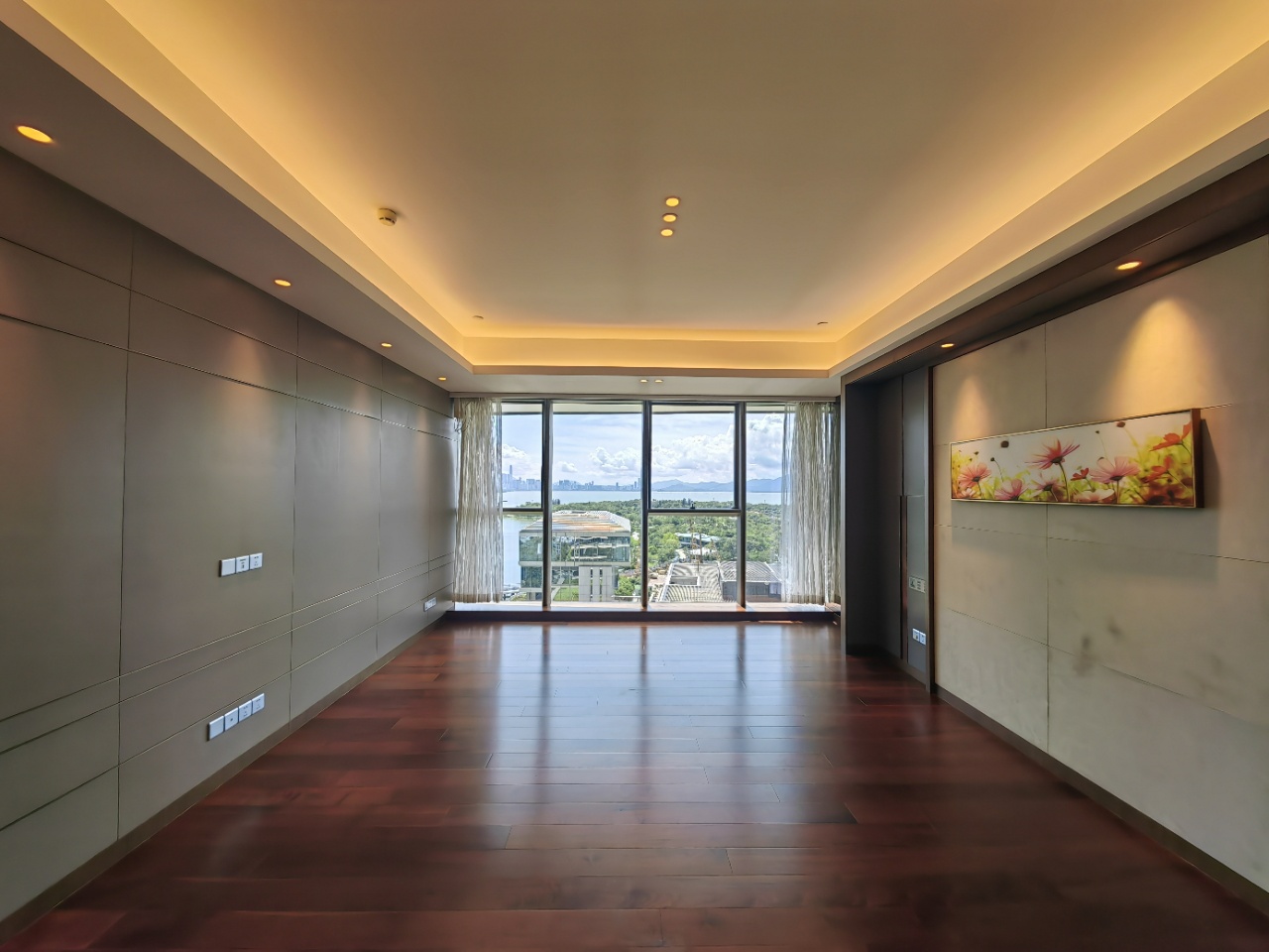 深圳湾1号 313平！